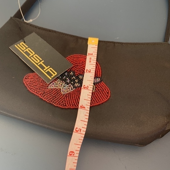 Red Hat Ladies Sasha evening bag NWT special event beaded black and red holiday - Picture 7 of 8